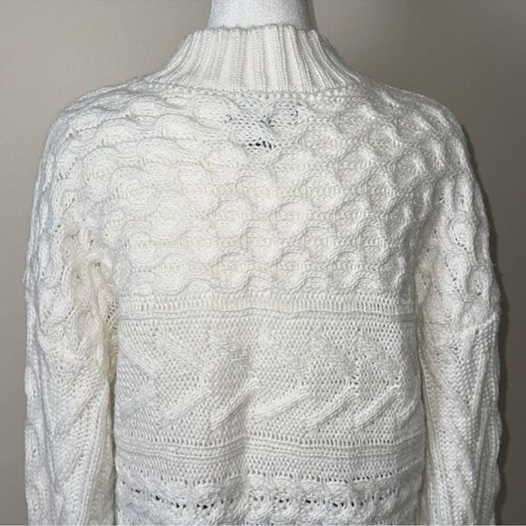 F21 M White Horizontal Cable Knit Mock Neck Crop Sweater - Picture 9 of 15